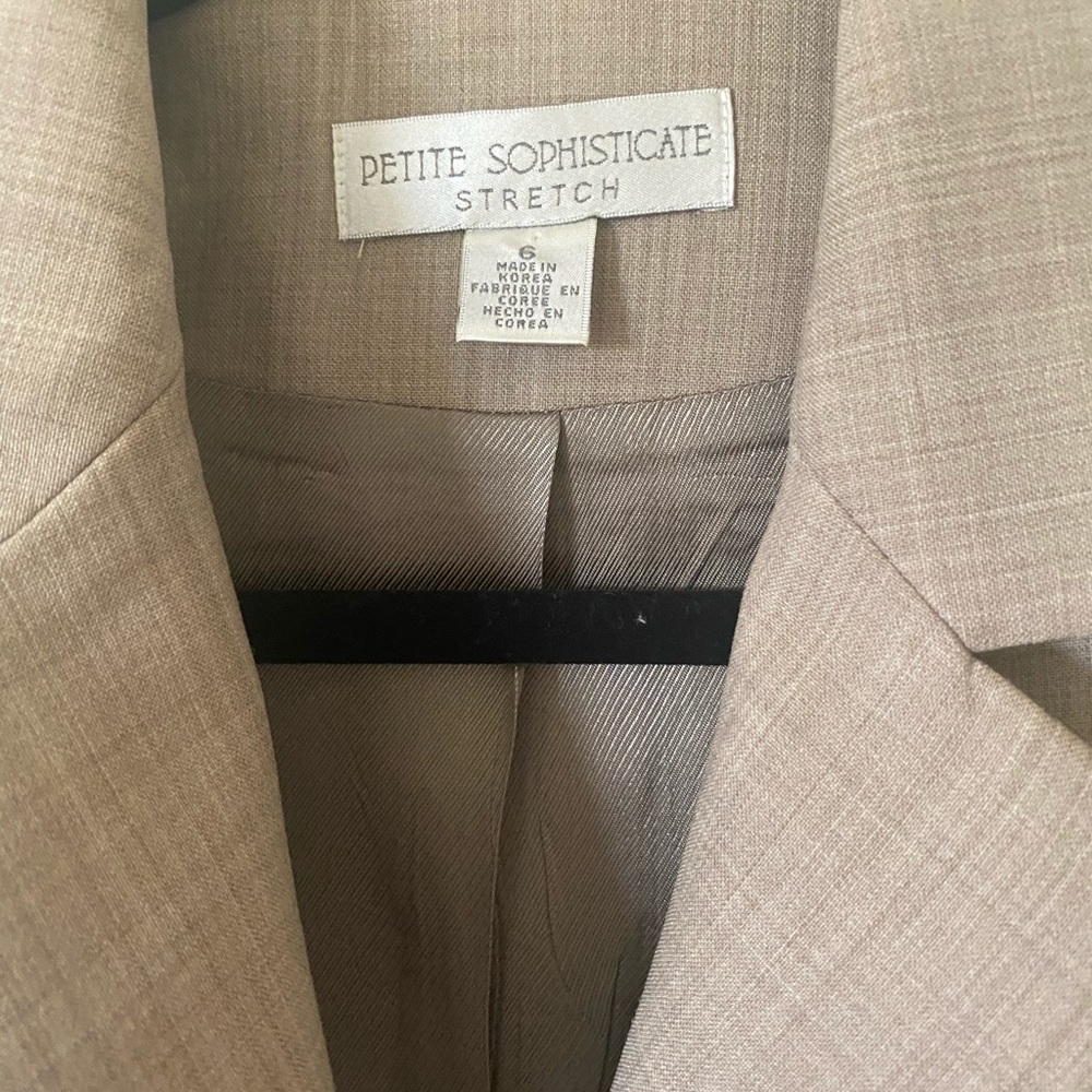 Tan blazer - Picture 3 of 3